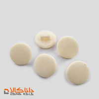 دکمه پایه دار سایز 20 کرمی(قیمت صحیح است و موجود می باشد)