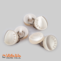 دکمه پایه دار سایز 19 کرمی(قیمت صحیح است و موجود می باشد)