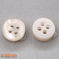 دکمه چهار سوراخ سایز 14