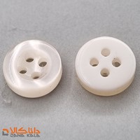 دکمه چهار سوراخ سایز 18